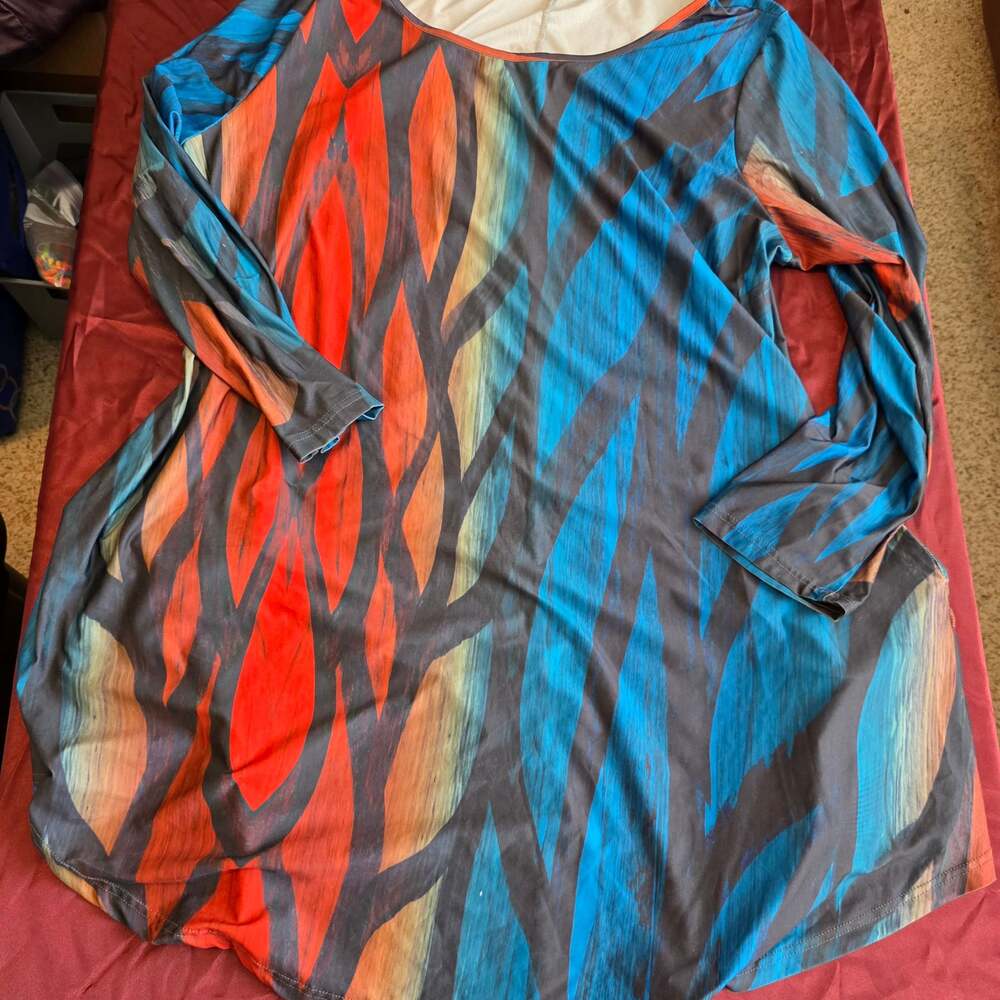 Simply Aster Blue and Orange Geometric Abstract Print Long Sleeve Tunics Top